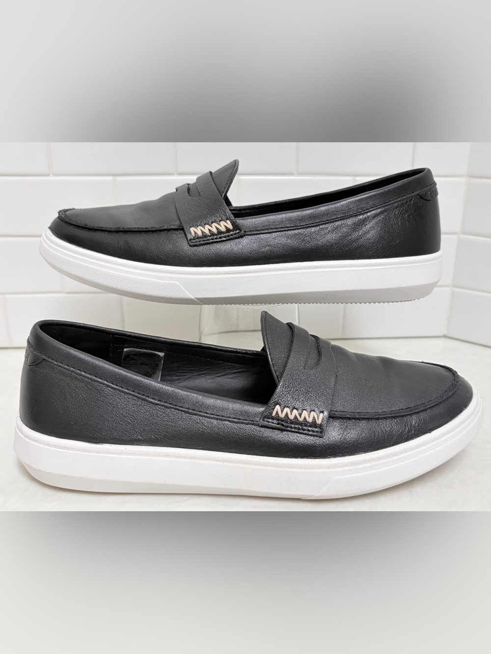 Portland Leather Goods Patina Black Boardwalk Penny Loafer Sneakers EUC Size 9